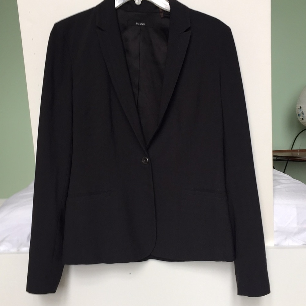 Tahari blazer.
